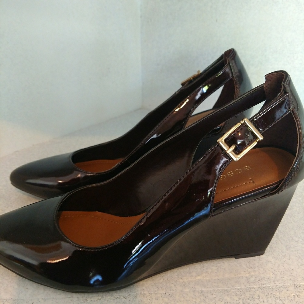 NWOT BCBGeneration wedges